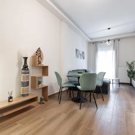 Mainavenue Living Aristotelous Apartman