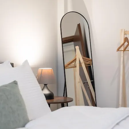 Mainavenue Living Aristotelous Apartman